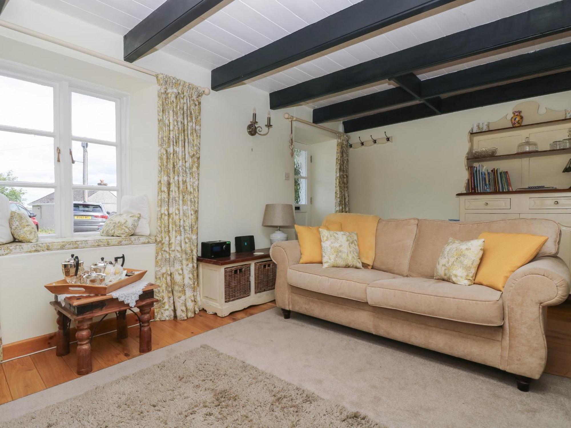 Driftwood Cottage เซนต์ออสเทลล์ ภายนอก รูปภาพ